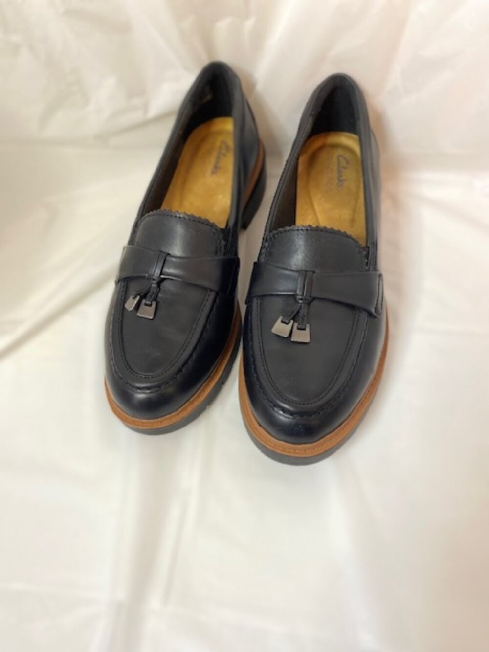 Clarks Women’s Westlynn Bella Black Leather Tassel Loafers - Size 8.5W